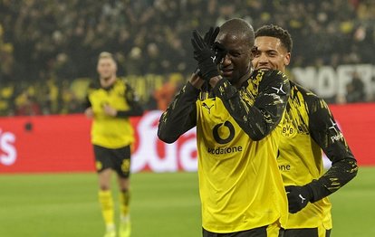 "Borussia Dortmund, Mainz 05'i Evinde 4-0 Yendi: Bundesliga'da Fırtına Gibi Esiyor!"