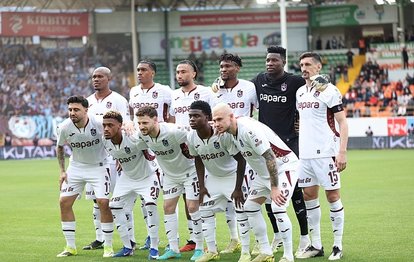 "Chelsea'nin Cebi Yanıyor: Trabzonspor'un Genç Yıldızı İçin Dev Transfer Hazırlığı!"