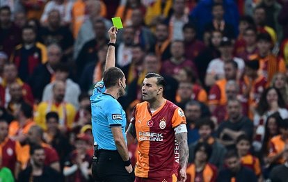 Okan Buruk'tan hakeme tepki! Antalyasporlu futbolcu oyundan çıkarken...
