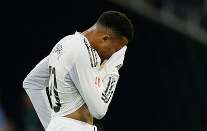 Real Madrid, Real Betis karşısında son dakika golüyle yıkıldı!