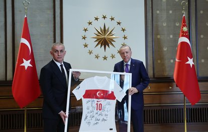 "TFF'den Cumhurbaşkanı Erdoğan'ın Doğum Gününe Özel Kutlama Mesajı"