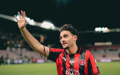Türk futbolcu Aral Şimşir, Danimarka Süper Ligi'nde "Yılın Profili" seçildi
